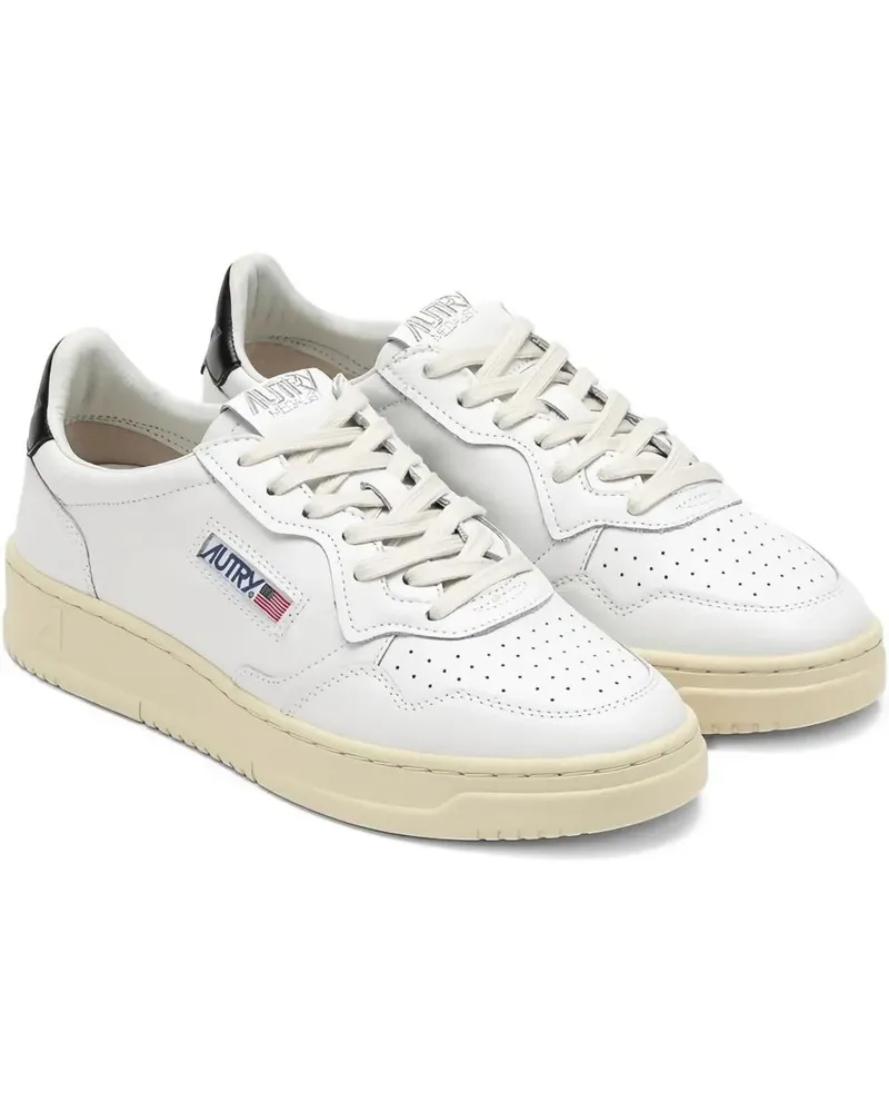 AUTRY Medalist Low Leather Sneakers White