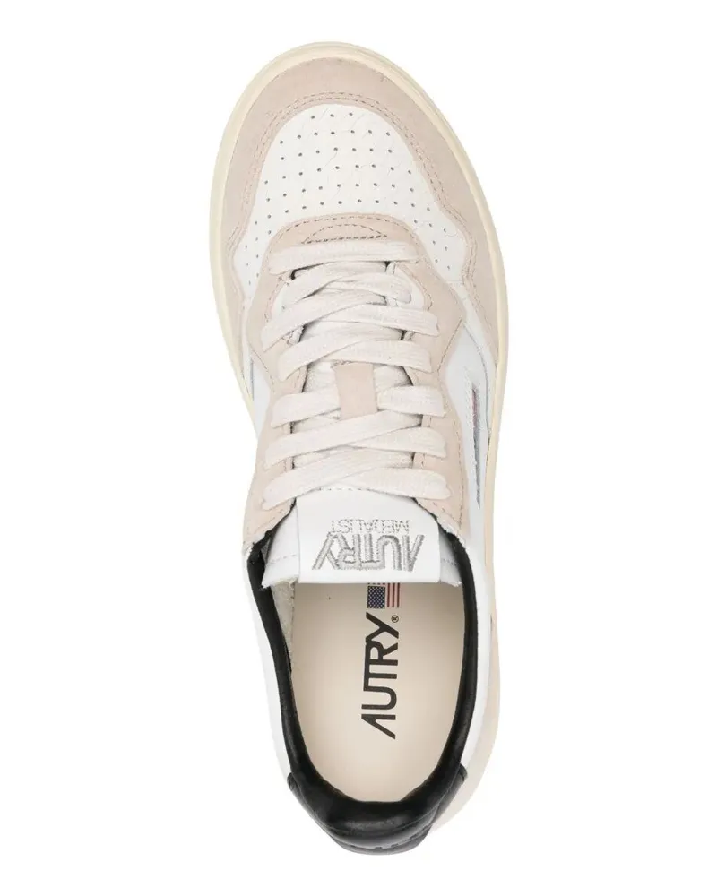 AUTRY Medalist Low Leather Sneakers White