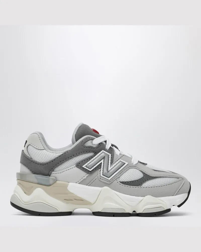New Balance 9060 Sneaker Raincloud/Castelrock Grau