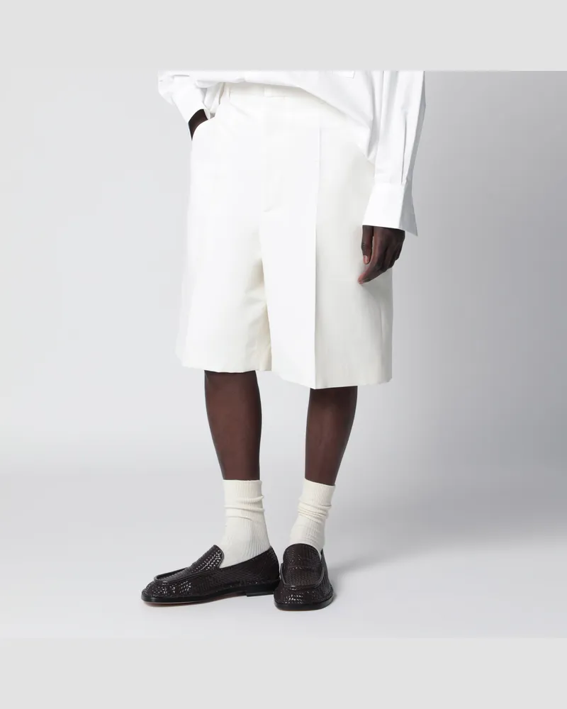 Bottega Veneta Weiße Bermuda-Shorts aus Seidenmischung von White