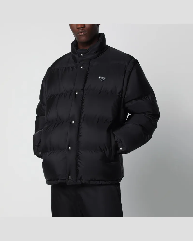 Prada Schwarze wandelbare Daunenjacke aus Re-Nylon Black