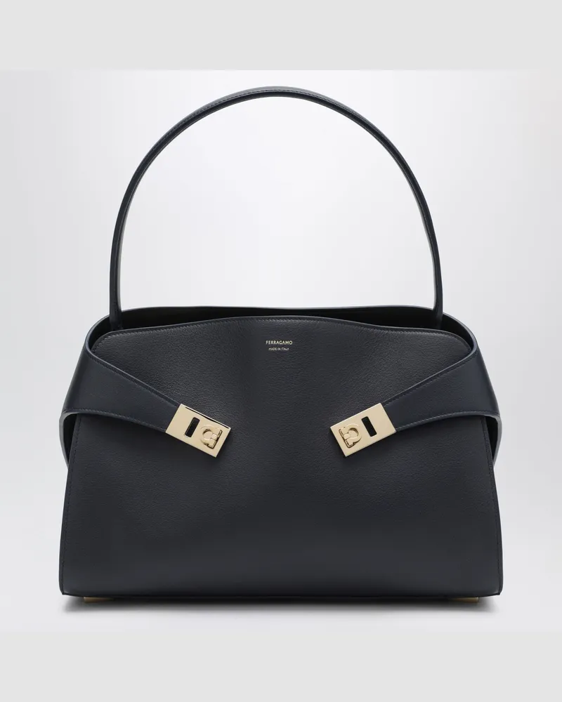 Ferragamo Marineblaue Hug Soft M Handtasche aus Leder Blue