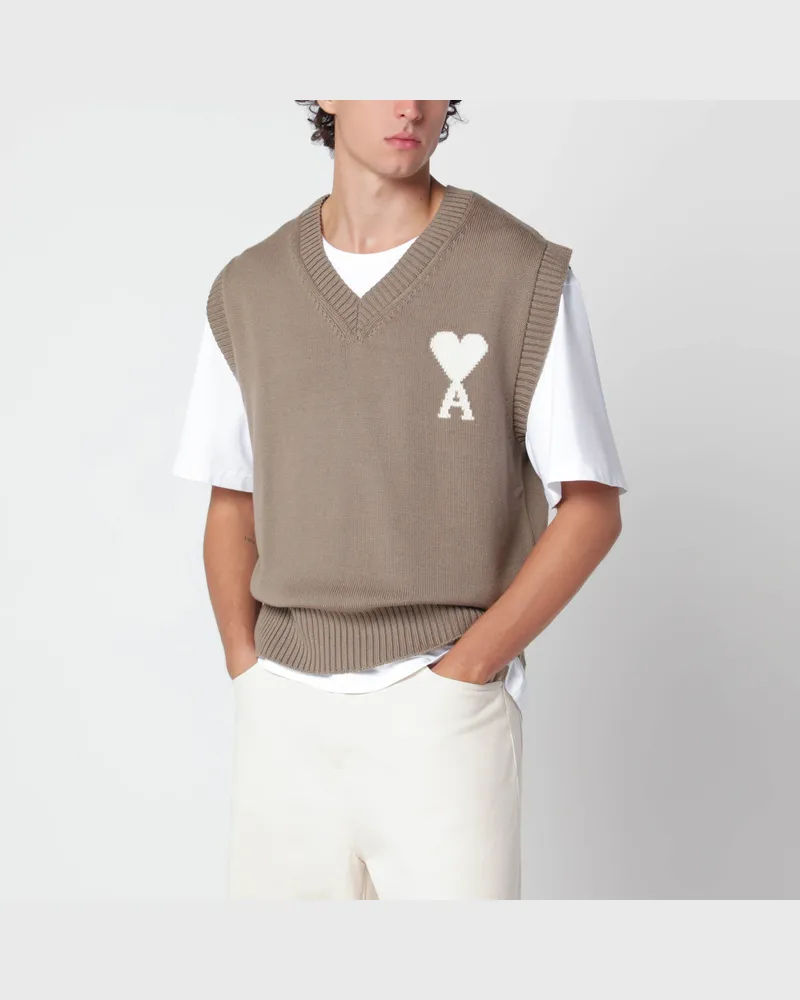 AMI Paris Ami De Coeur Pullunder in Beige / Ecru Beige