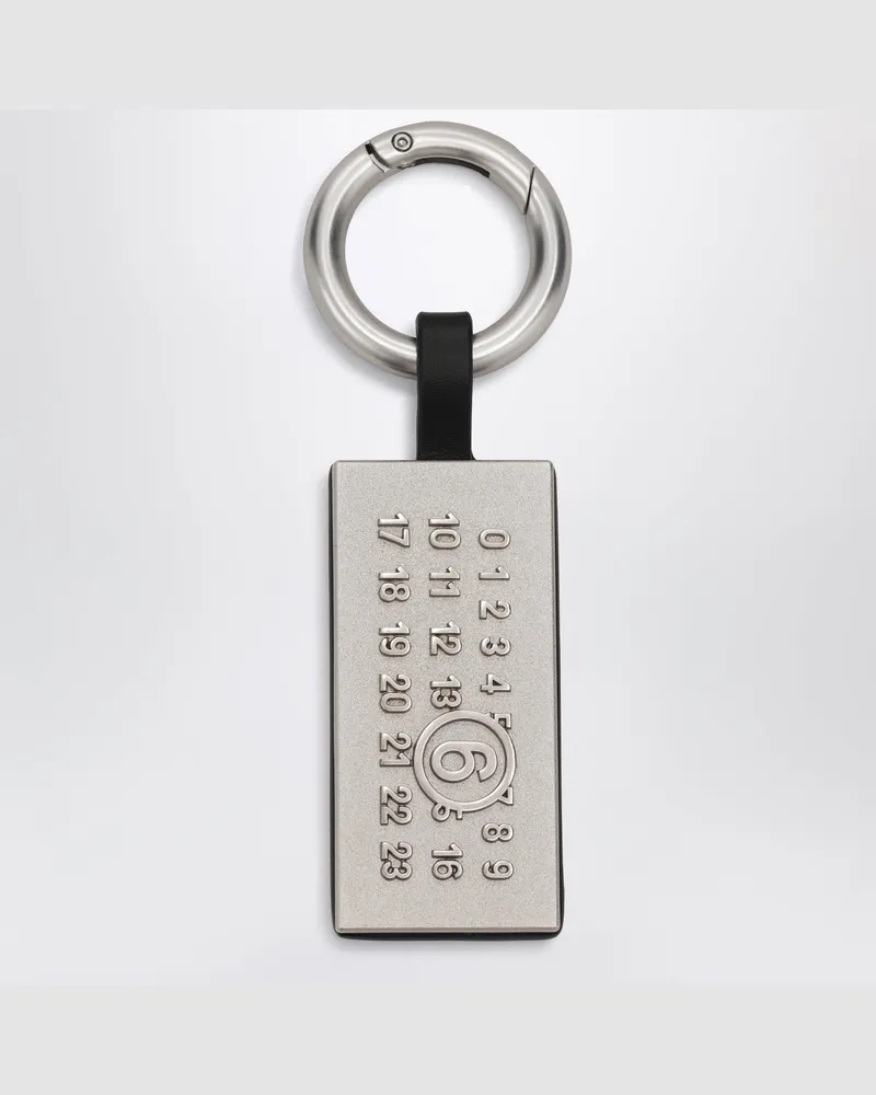 Maison Margiela Schwarzer Numeric Charm aus Messing und Leder Black