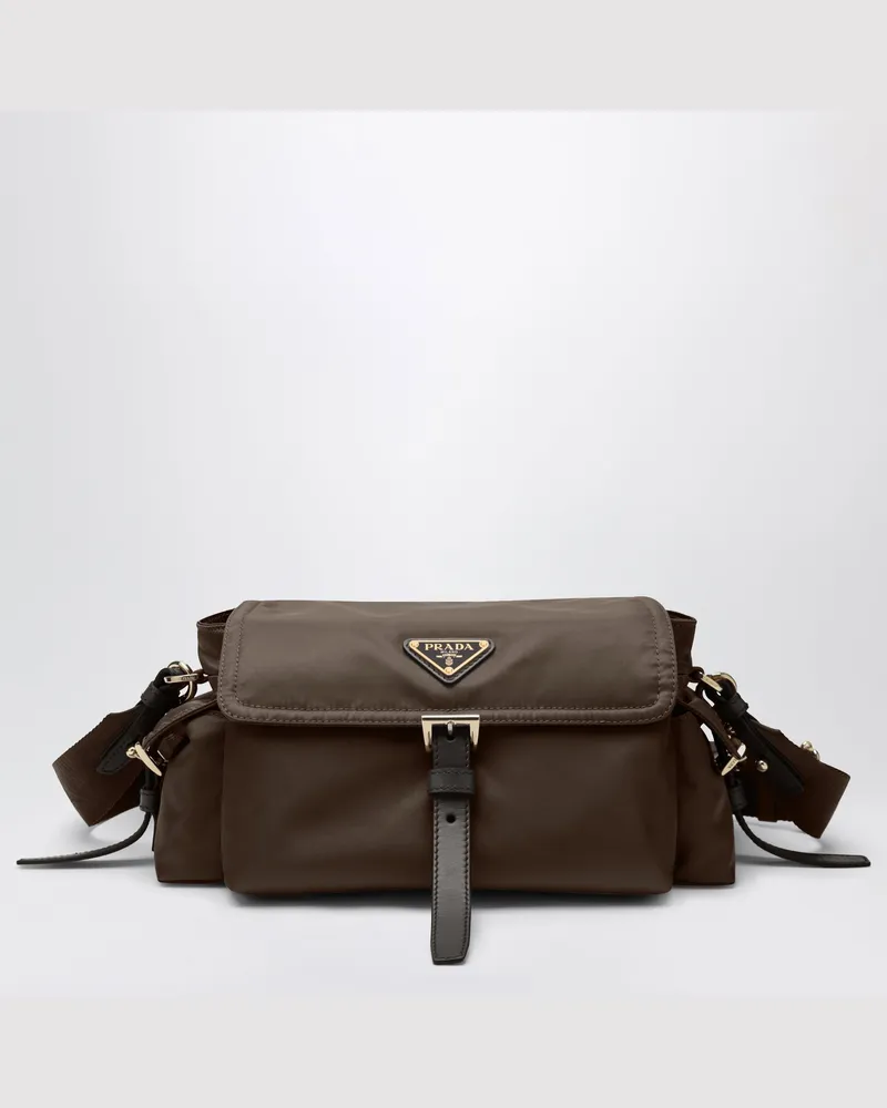 Prada Explore Medium Tasche aus Re-Nylon in Burnt-Farbe Brown
