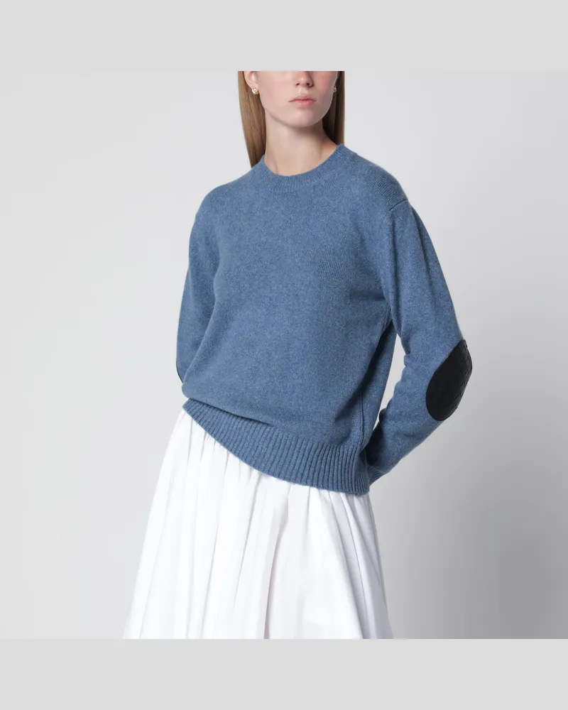 Bottega Veneta Kaschmirpullover in Denimblau mit Intrecciato-Einsätzen Blue