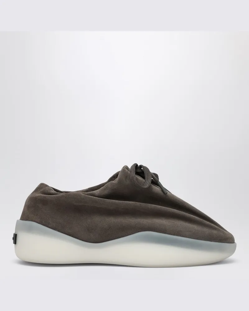 Fear of God Graue Sneaker aus Wildleder Beige