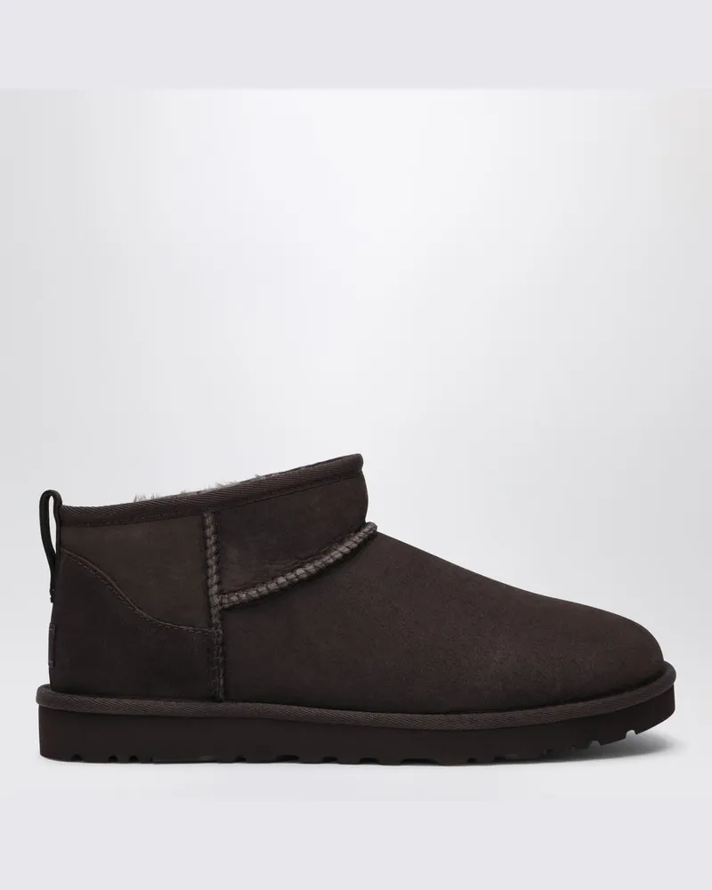 UGG Klassische Ultra Mini Stiefeletten in staubigem Kakao Braun