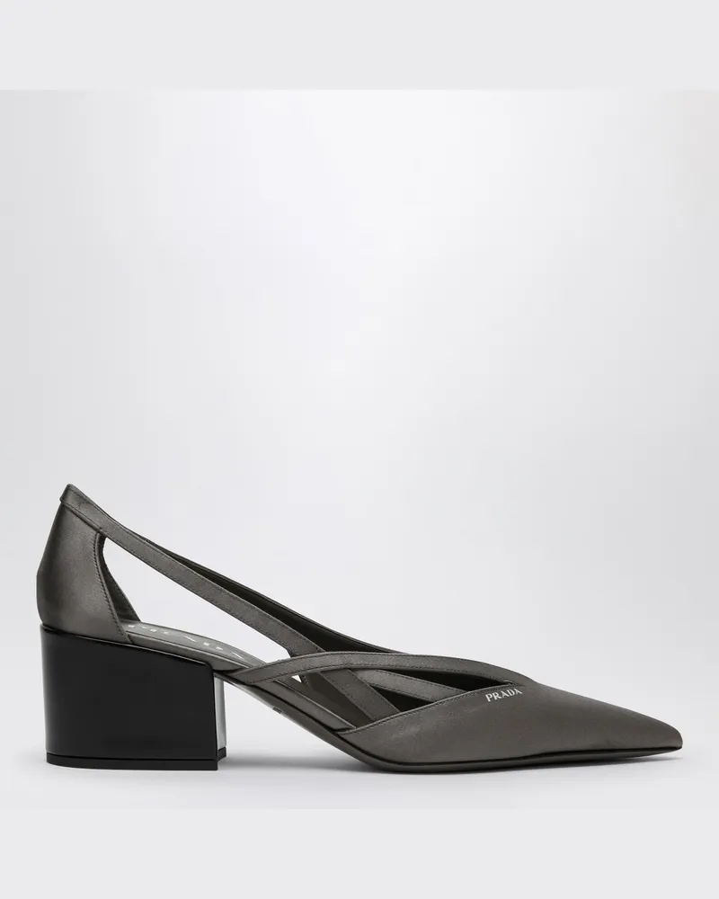 Prada Graue Satin-Pumps mit Ausschnitt Grey
