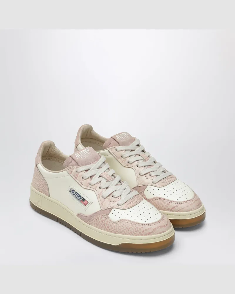 AUTRY Medalist Low Sneakers in Weiß/Rosa mit Kroko-Effekt-Einsätzen Beige