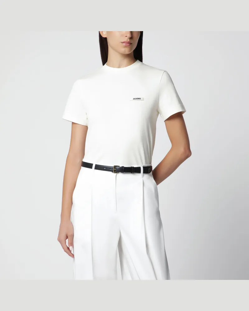 Jacquemus Figurbetontes T-Shirt in Hellbeige mit Grosgrain-Logo Beige