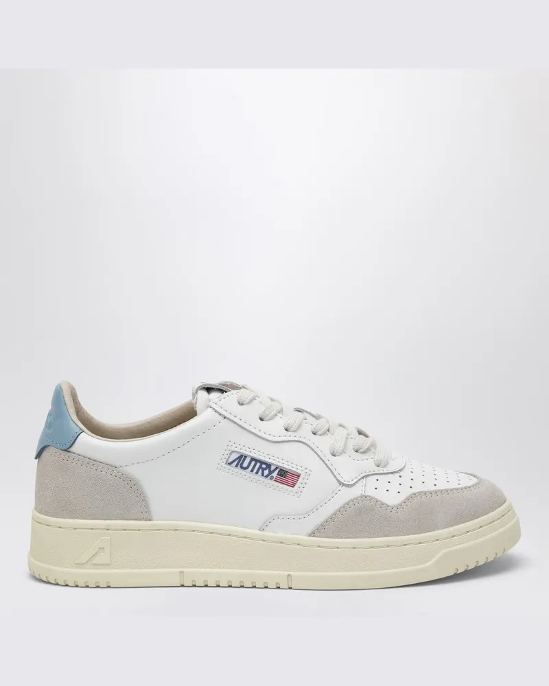AUTRY Medalist Low Sneaker aus weißem/hellblauem Leder und Veloursleder Mehrfarbig