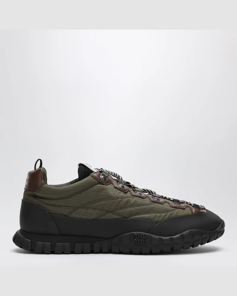 Miu Miu Sneakers aus technischem Ripstop-Gewebe in Militärgrün Green