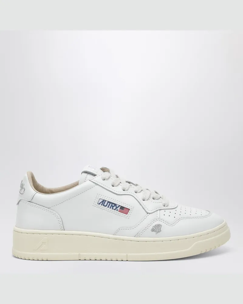 AUTRY Medalist Low Sneaker aus weißem Leder mit Muscheldetail White