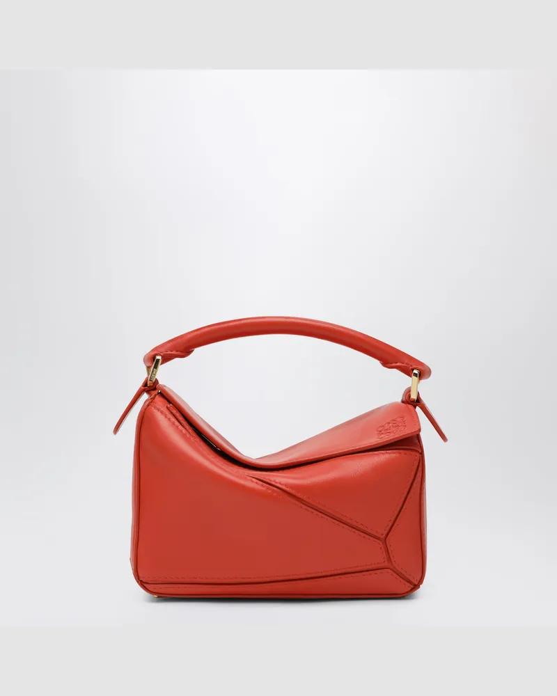 Loewe Puzzle Featherlight Tasche aus orangefarbenem Nappaleder Red
