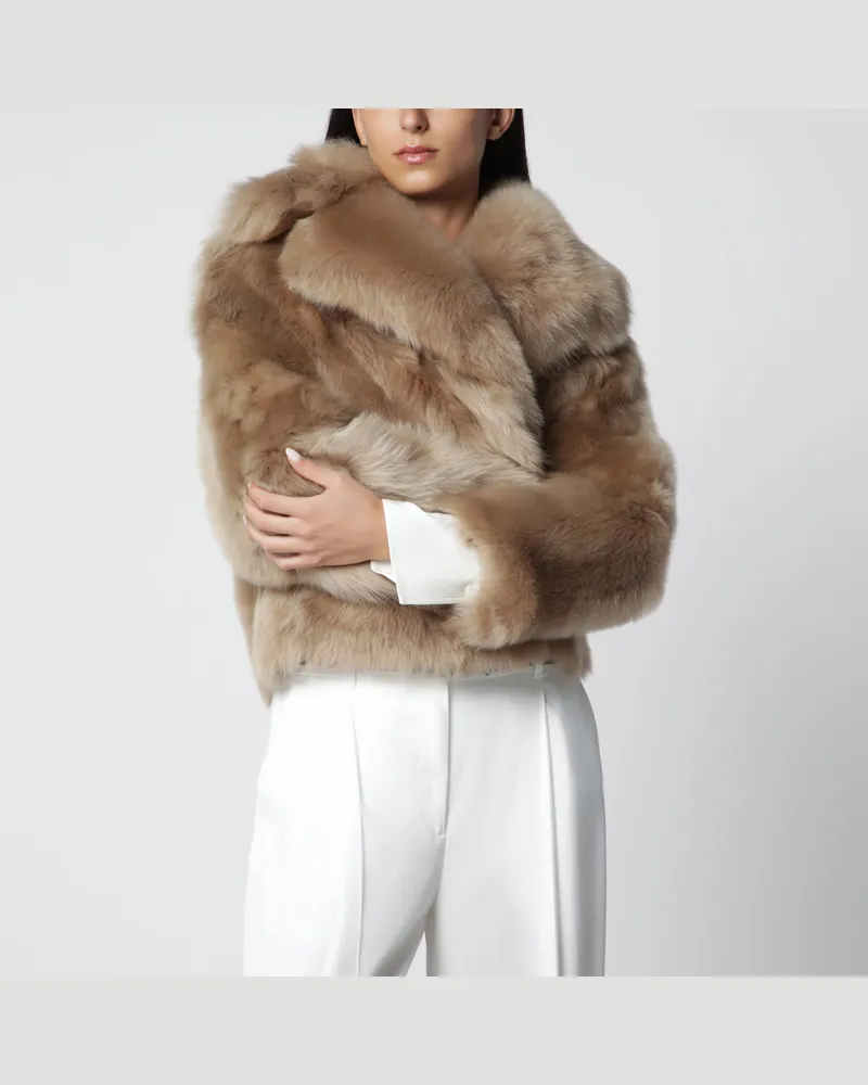 BLANCHA Kurze Pelzjacke in Haselnuss Beige