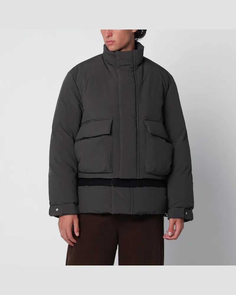 Sacai Khakigrüne/marineblaue Daunenjacke mit Wolleinsatz Green