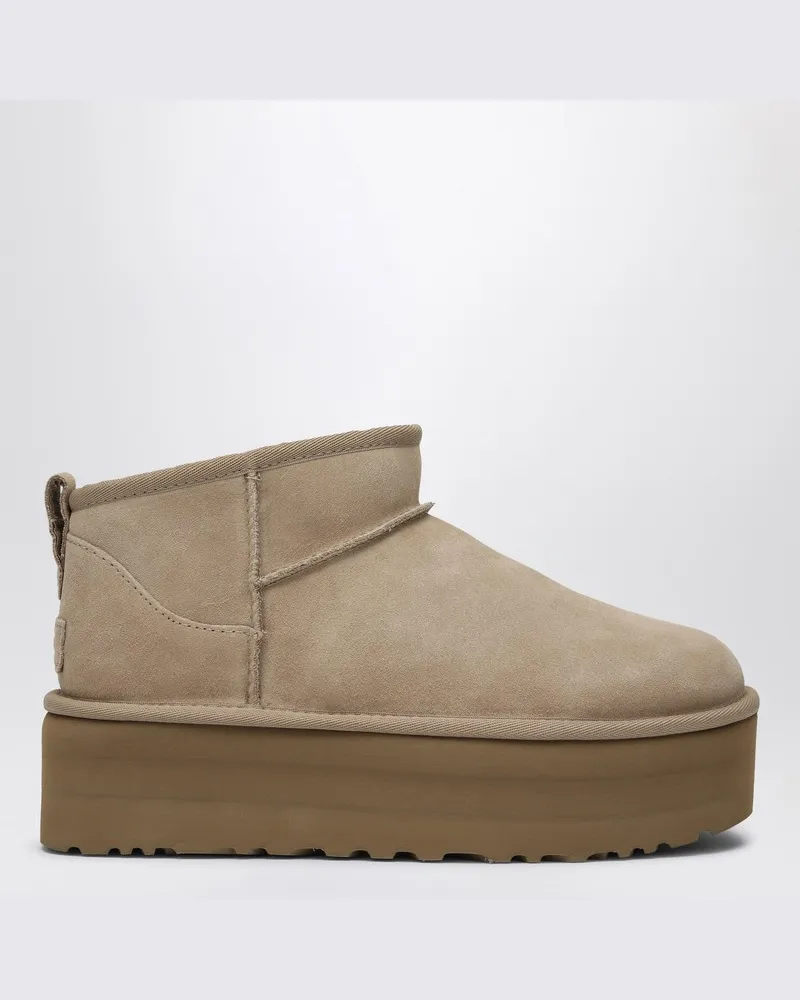 UGG Klassische Ultra Mini Stiefel mit sandfarbenem Plateau Beige