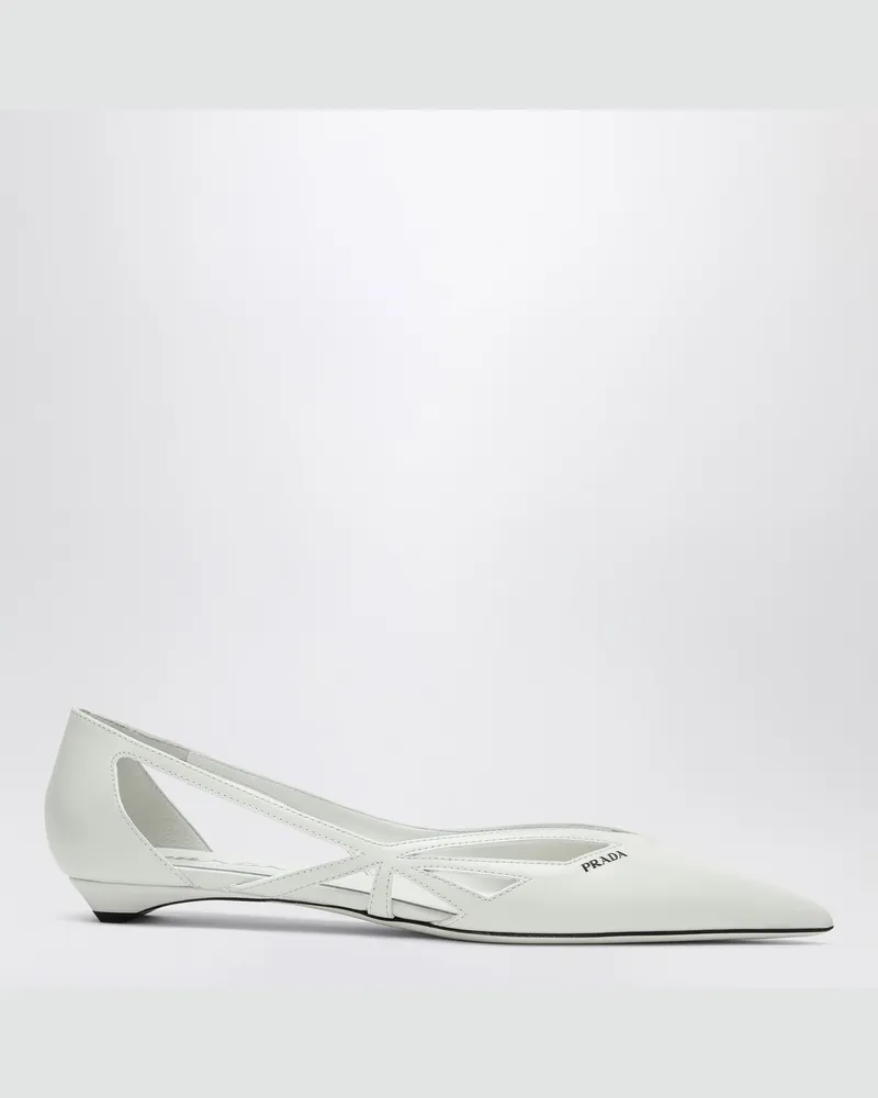 Prada Weißer Cut-Out-Ballerina aus gebürstetem Leder White