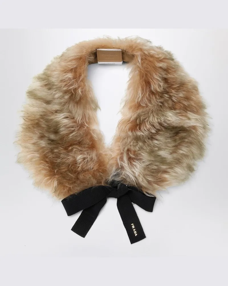 Prada Schaffellschal mit Bindung Beige