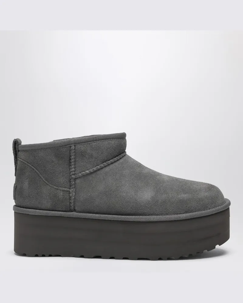 UGG Klassischer Ultra Mini Stiefel in Grau mit Plateau Grau