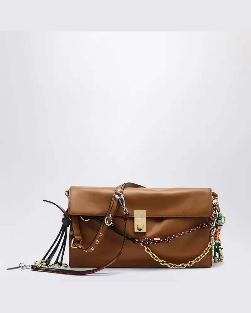 Prada Soft Sound große karamellfarbene Ledertasche mit Anhängern Braun