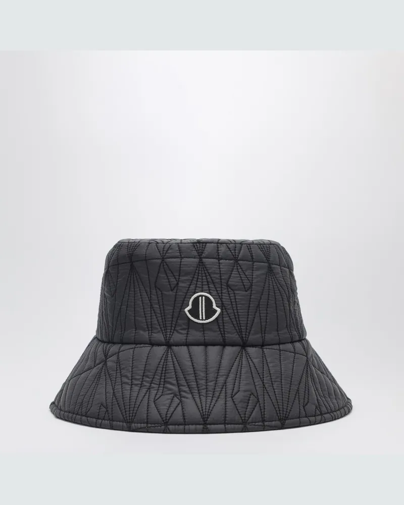 Moncler Schwarzer gesteppter Hut mit Logo-Patch Black