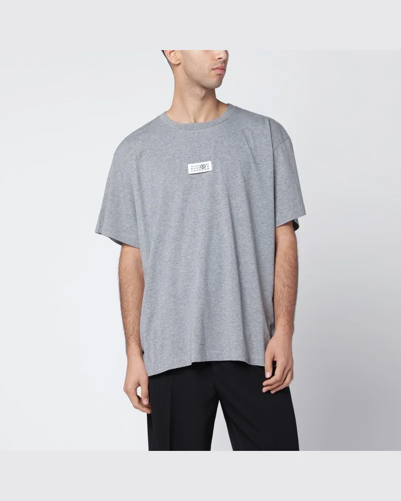 Maison Margiela Hellgraues T-Shirt mit Numeric-Signature-Patch Grau