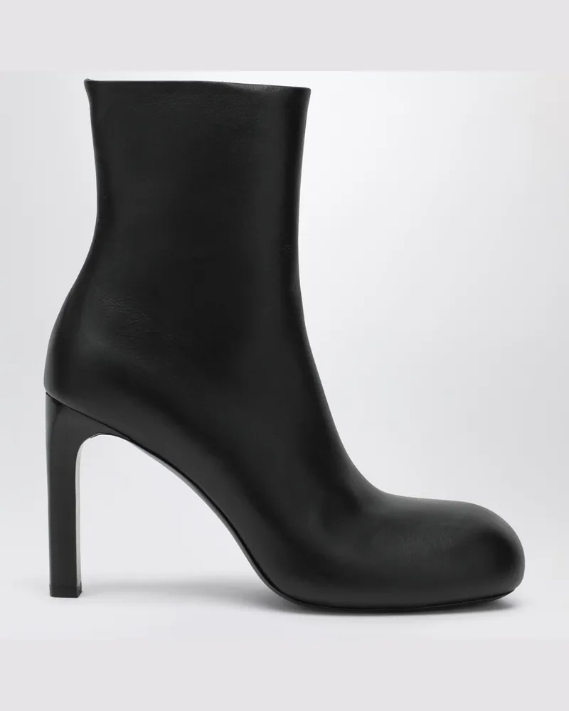 Balenciaga Black Fargo ankle boots in leather Black