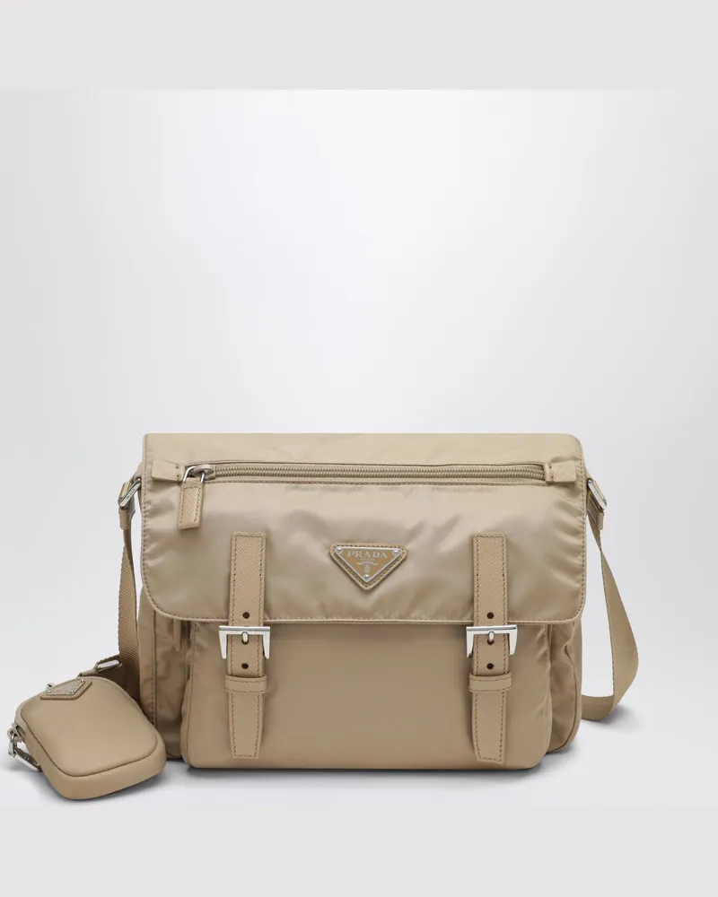 Prada Mittlere Umhängetasche aus Re-Nylon in Camel Beige