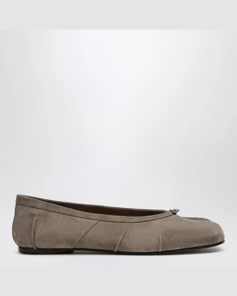Maison Margiela Tabi-Ballerinas in Taupe aus Wildleder Beige