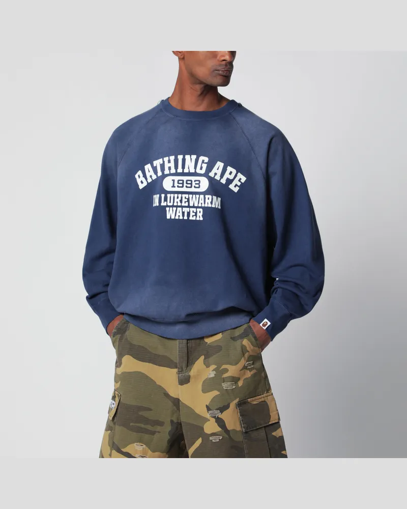 BAPE Ausgewaschenes marineblaues Sweatshirt mit Logo Blue