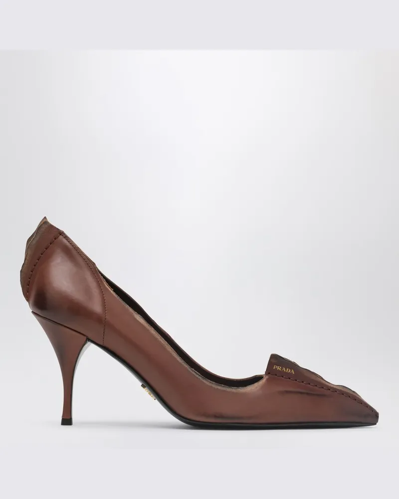 Prada Pumps in Kakaofarbe aus antikisiertem Leder Braun