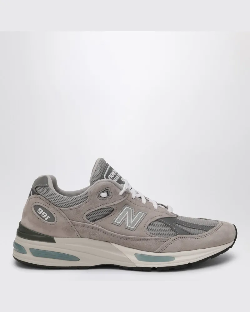 New Balance Made in UK 991v2 Sneaker in Taupe Grau
