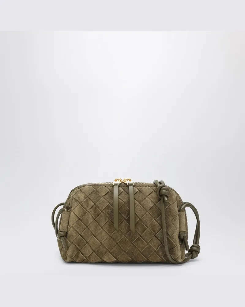 Bottega Veneta Clutch Concert in der Farbe Mud aus geflochtenem Wildleder Beige