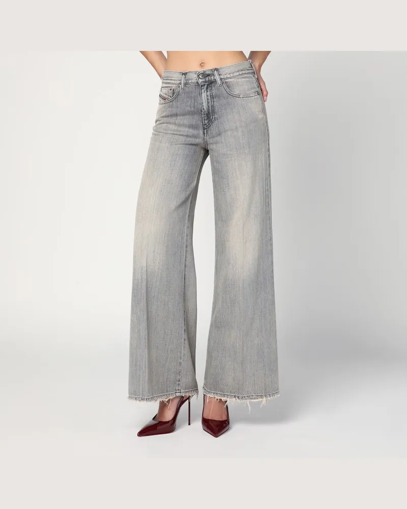 Diesel Flared Jeans 1978 D-Akemi in verwaschenem Grau Grau