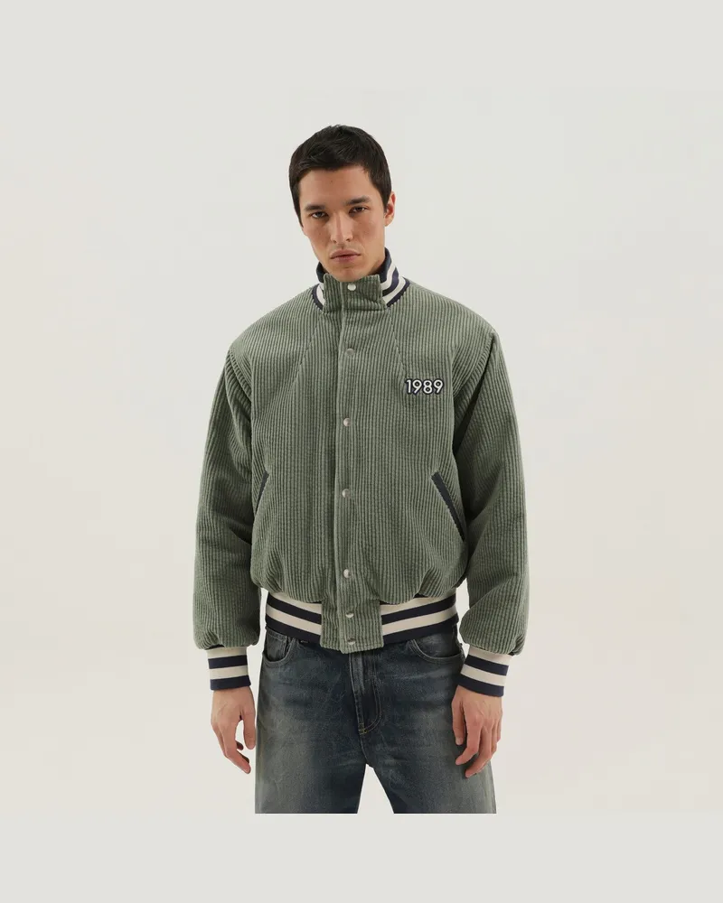 1989 STUDIO Hellgrüne Cordjacke mit Varsity-Design Green