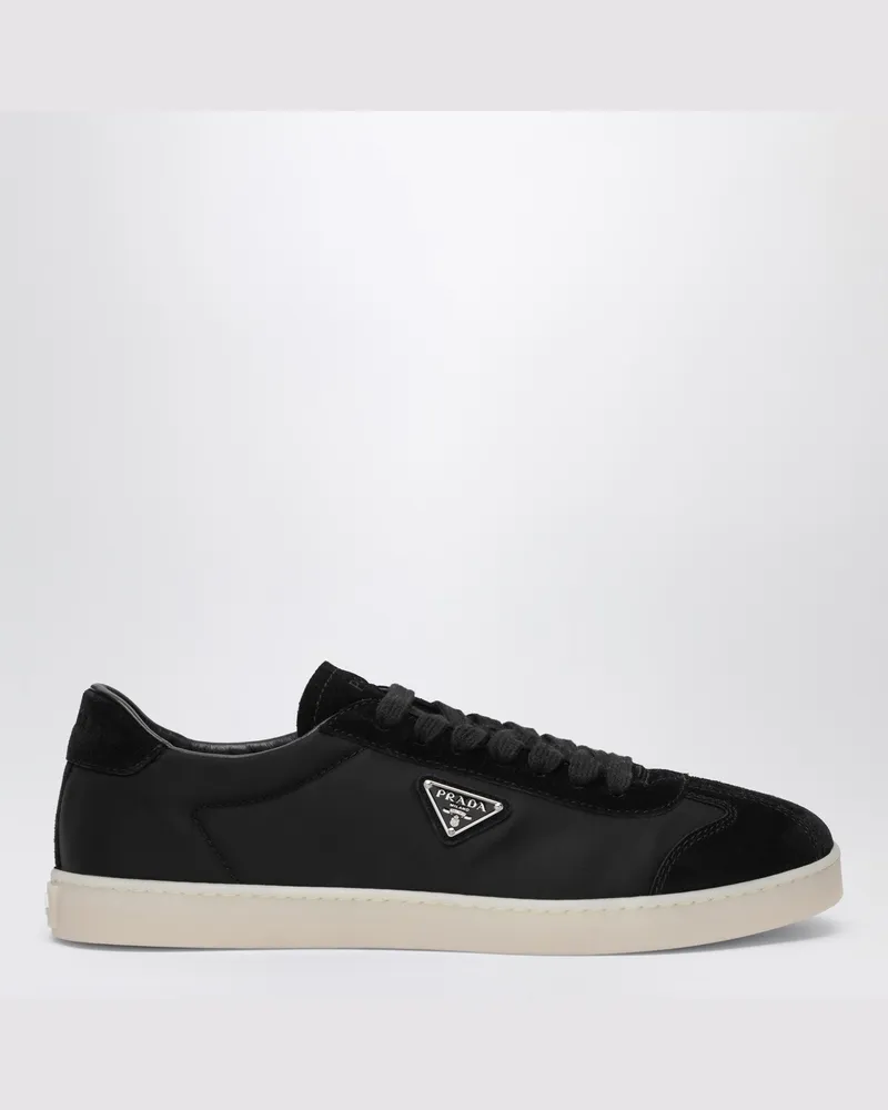 Prada Schwarze Sneakers aus Stoff und Wildleder Black