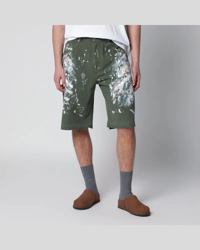 GALLERY DEPT. Handbemalte Bermuda-Shorts in Militärgrün Green