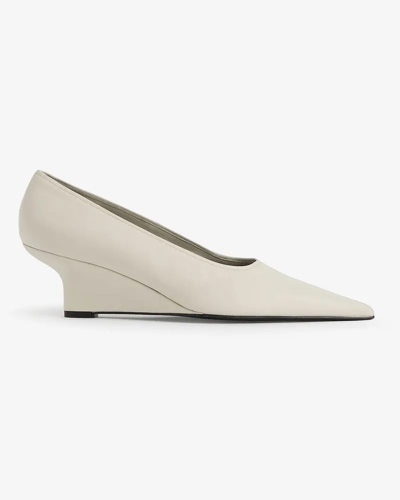 Totême Sharp Wedge leather pumps -  - gender_Woman White