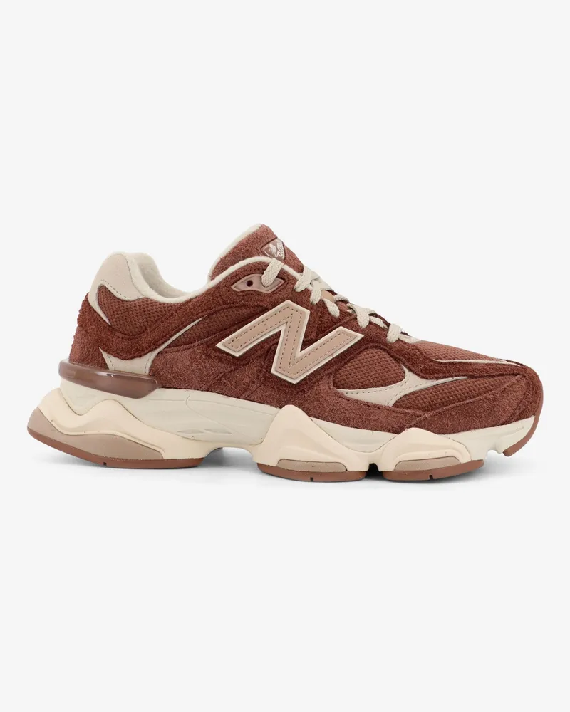 New Balance 9060 sneakers with Logo -  - gender_Man Brown