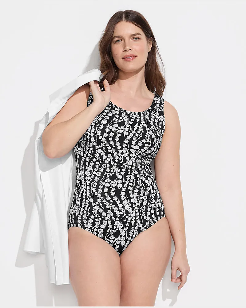 Lands' End Gemusterter Komfort-Badeanzug CHLORRESISTENT mit Soft Cups, Damen, Größe plus, Schwarz, Nylon-Mischung, by Schwarz