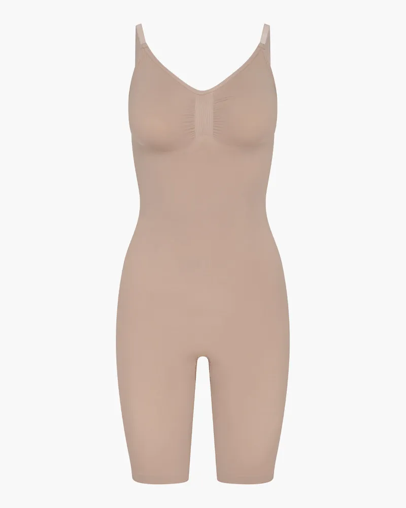 creamy fabrics Bodysuit Sculpting Shapewear mit Shorts - Beige / S 