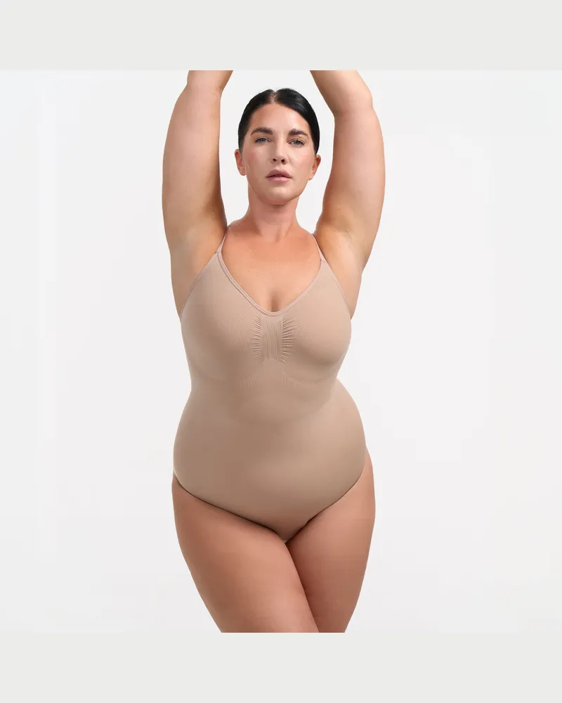 creamy fabrics Bodysuit Sculpting Shapewear mit String - Beige / 3XL 