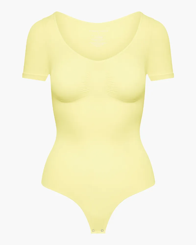 creamy fabrics T-Shirt Bodysuit Sculpting Shapewear mit String - Baby Yellow / M 