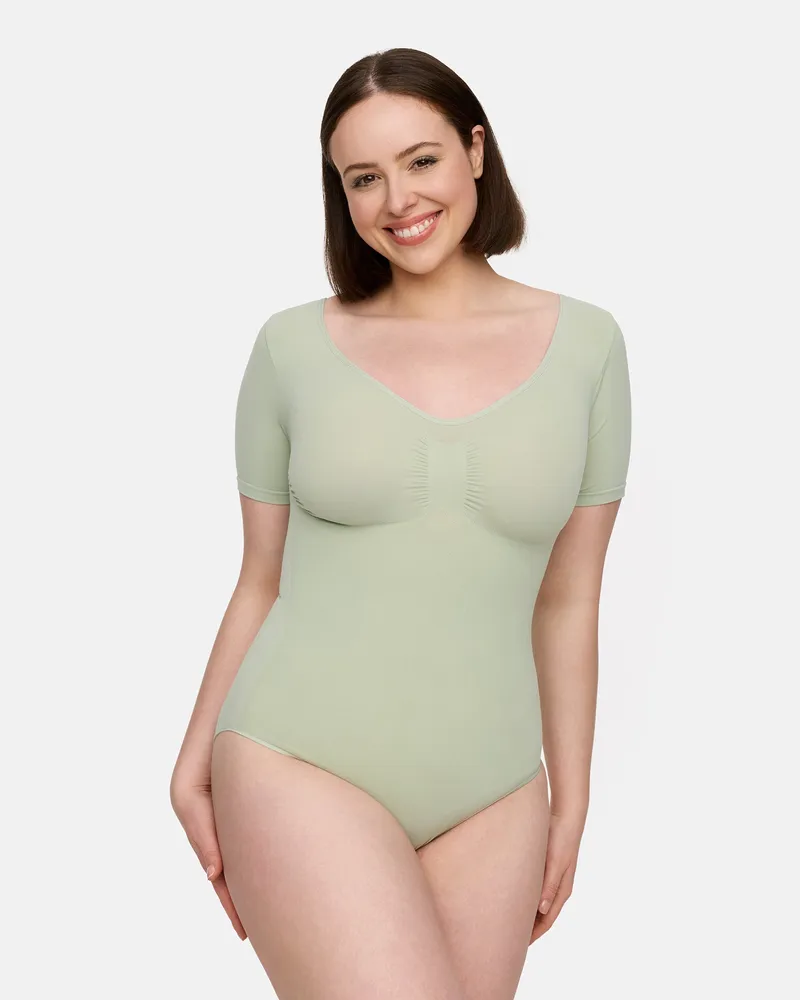 creamy fabrics T-Shirt Bodysuit Sculpting Shapewear mit String - Sage Green / 4XL 