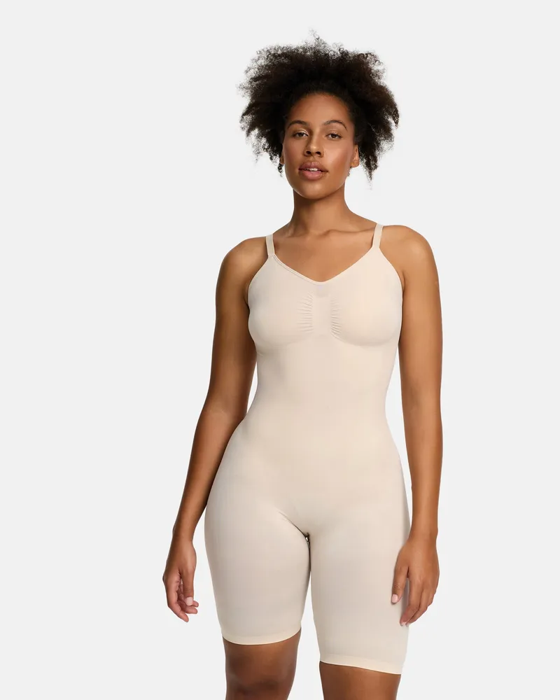 creamy fabrics Bodysuit Sculpting Shapewear mit Shorts (#2) - Sand / M 