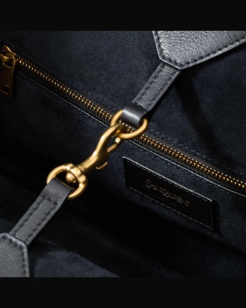 Saint Laurent Fine-Grained Leather Tote Bag — Black Black