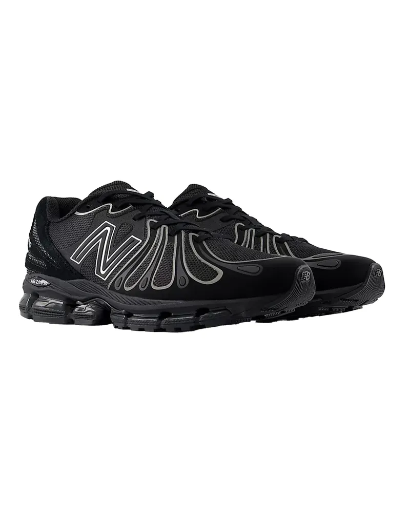 New Balance Sneaker — Black Black