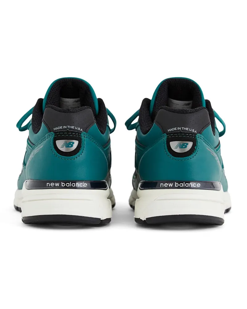 New Balance Men's Leather And Mesh Sneaker Teal Teal